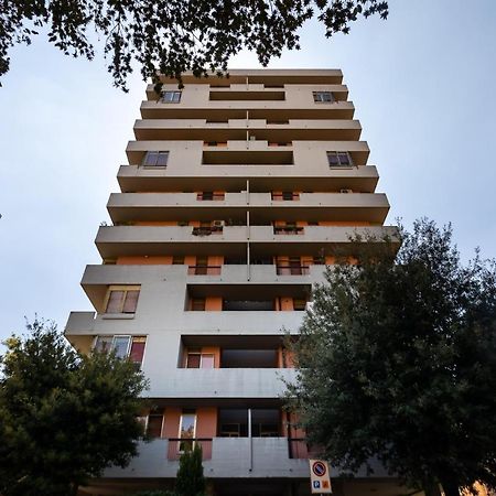 ヴェローナBorgo Milano Penthouse - With Parkingアパートメント エクステリア 写真