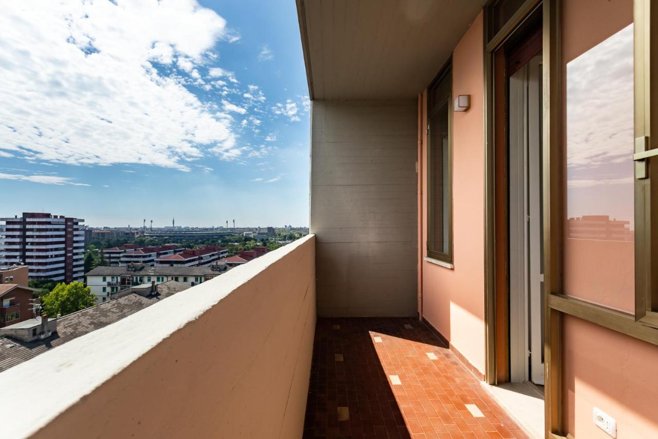 ヴェローナBorgo Milano Penthouse - With Parkingアパートメント エクステリア 写真