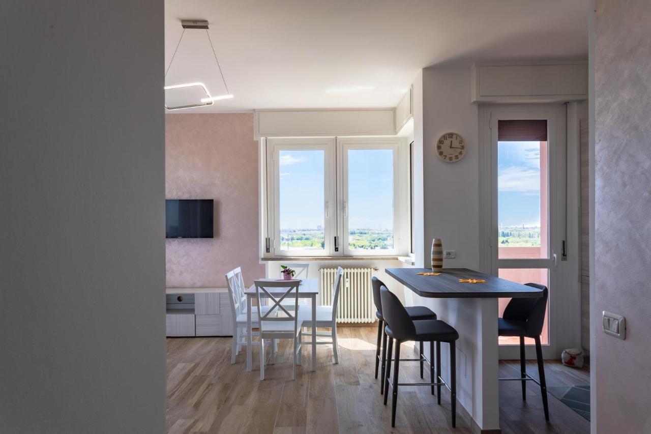 ヴェローナBorgo Milano Penthouse - With Parkingアパートメント エクステリア 写真